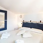 Giaco's Guest house